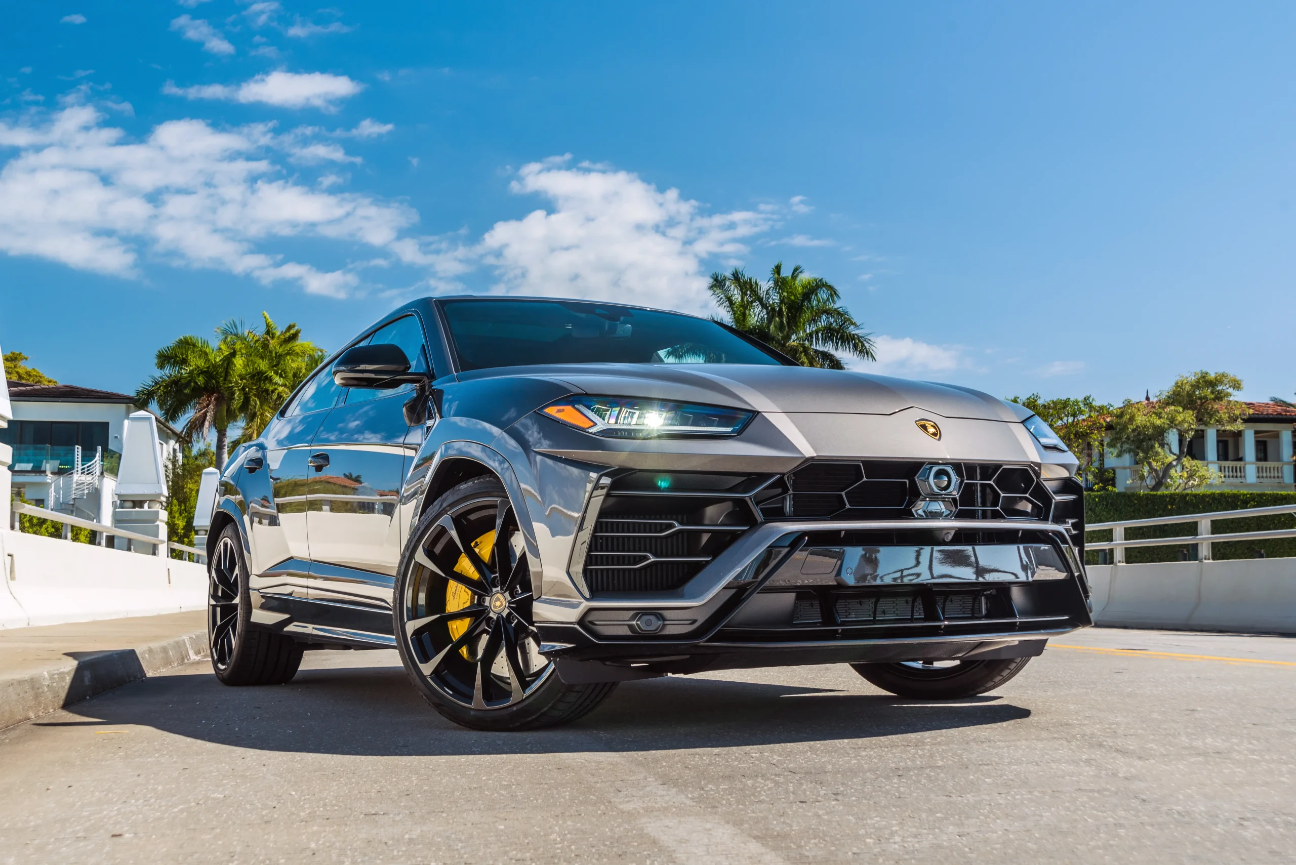 Lamborghini Urus – Grey