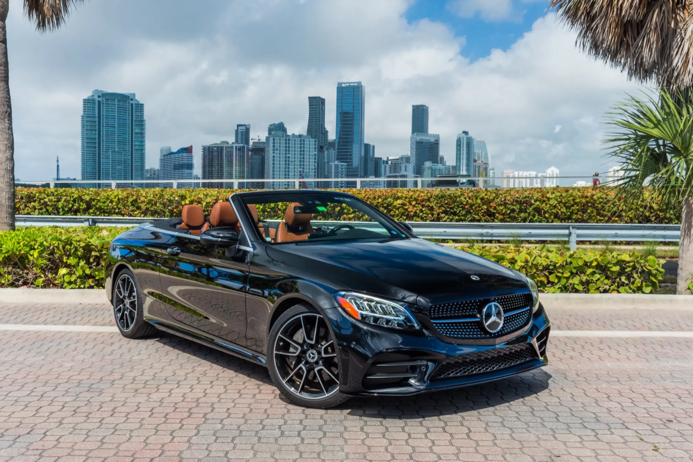 Mercedes Benz C300 – Black