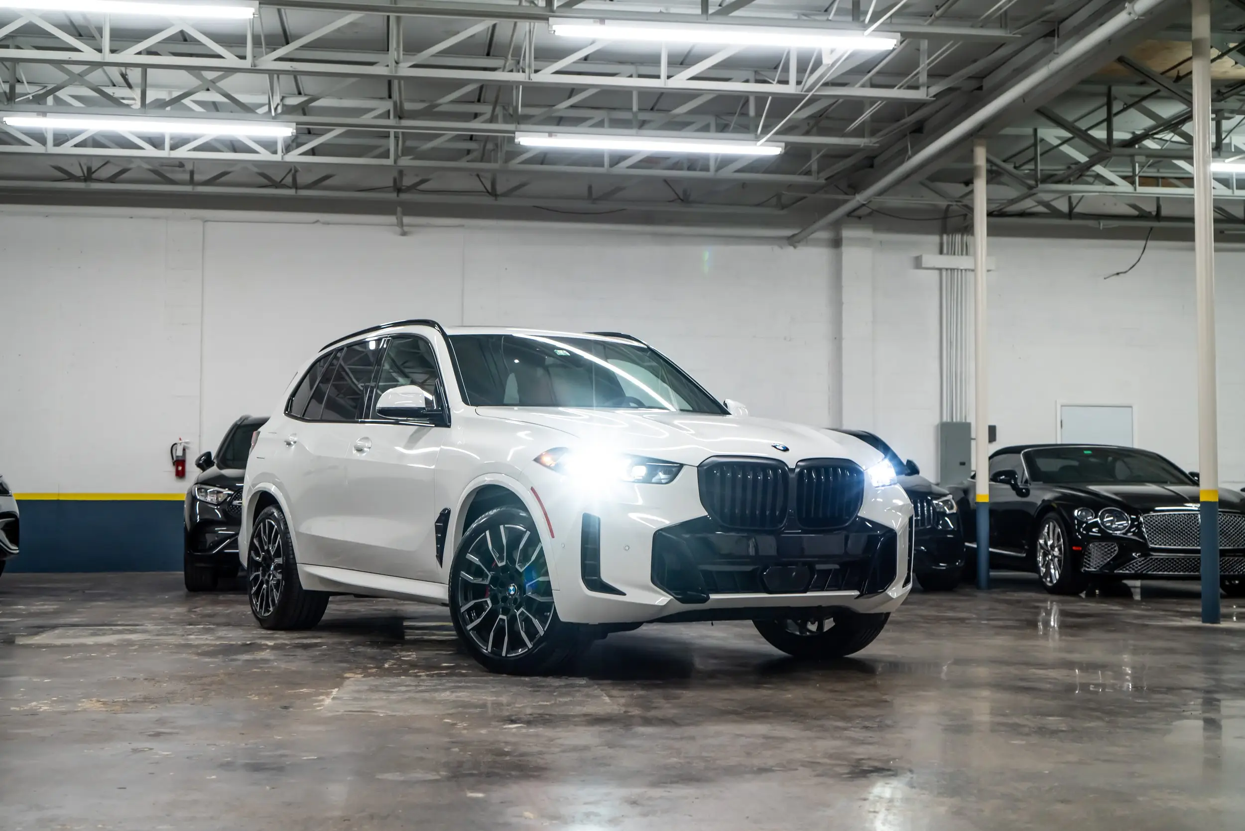 BMW X5 – White