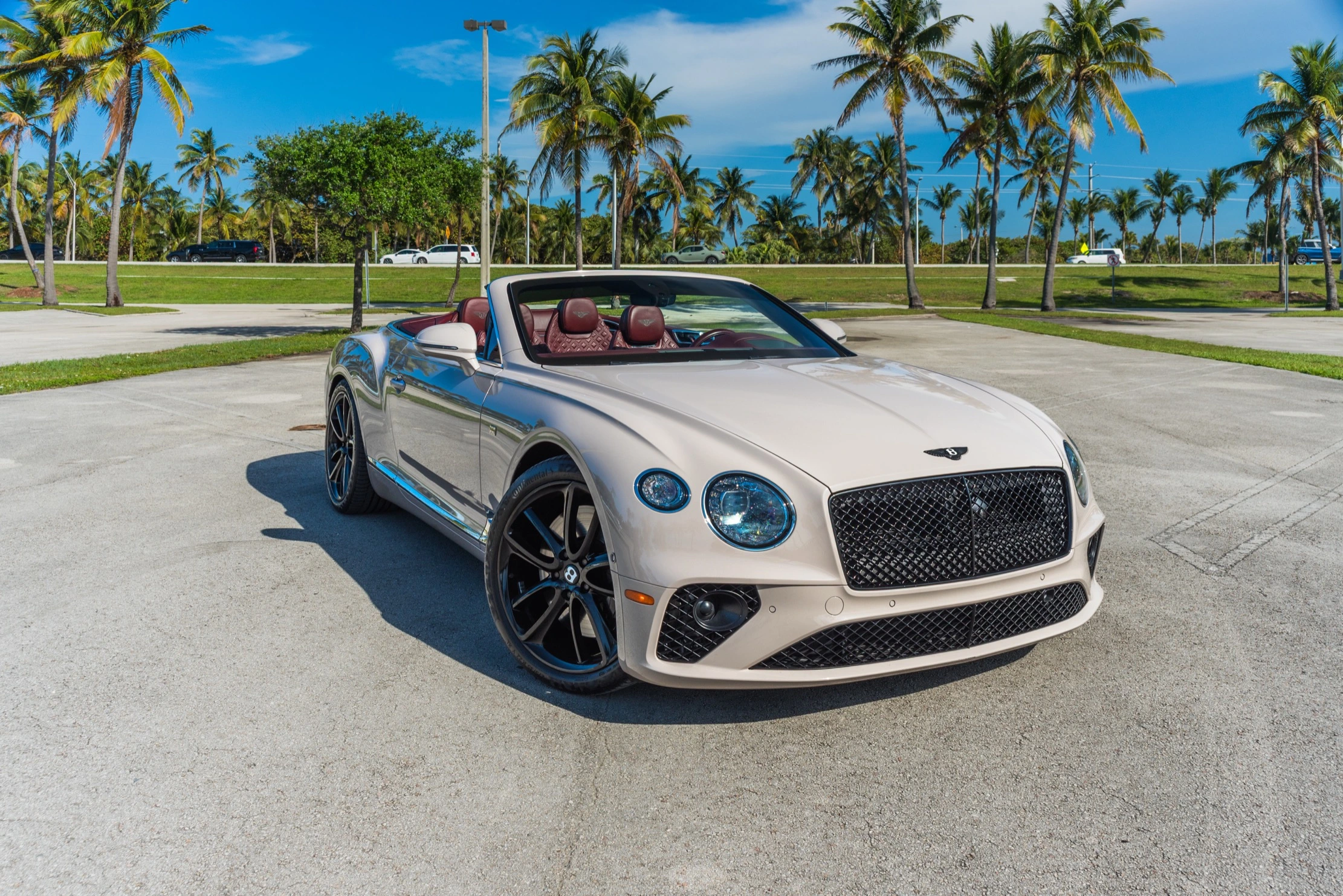 Bentley Continental GTC – Gray