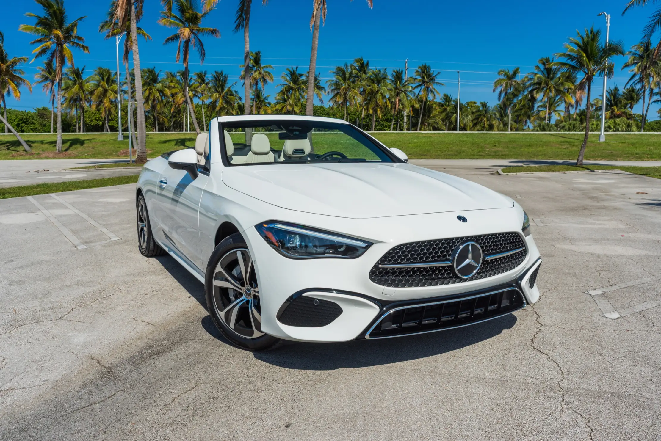 Mercedes Benz CLE 300 4Matic – White