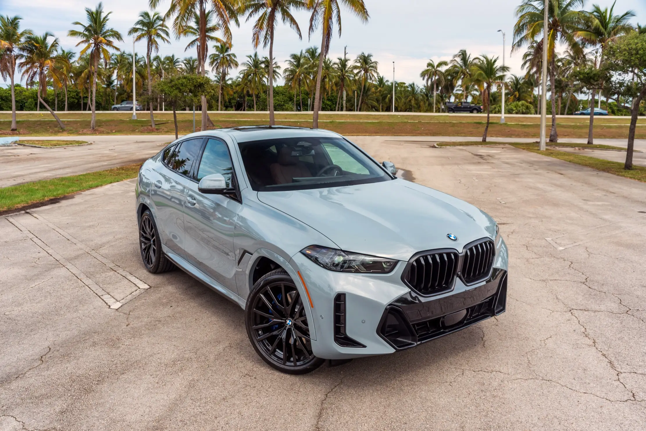 BMW X6 xDrive 40i – Grey