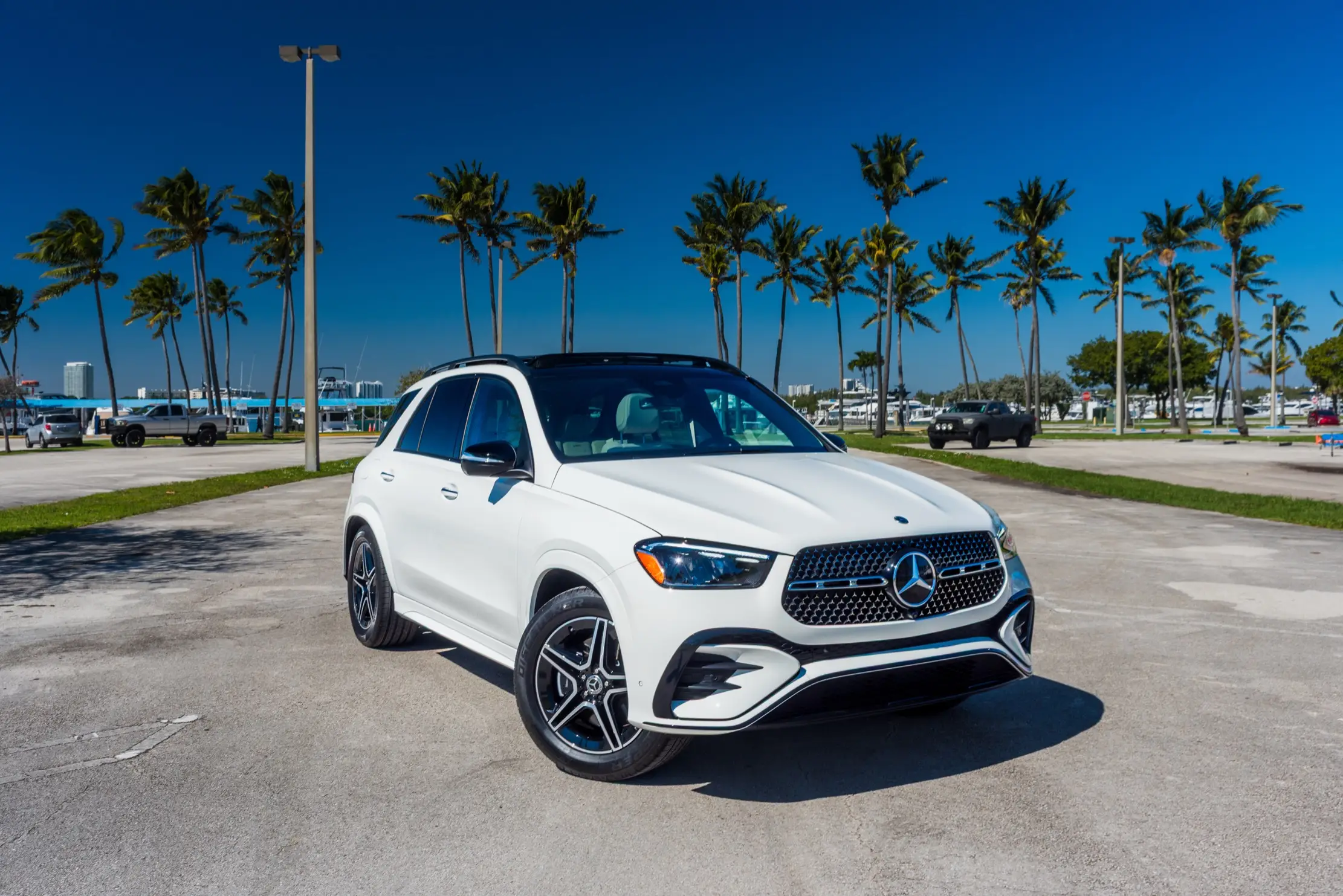 Mercedes Benz GLE 350 – White