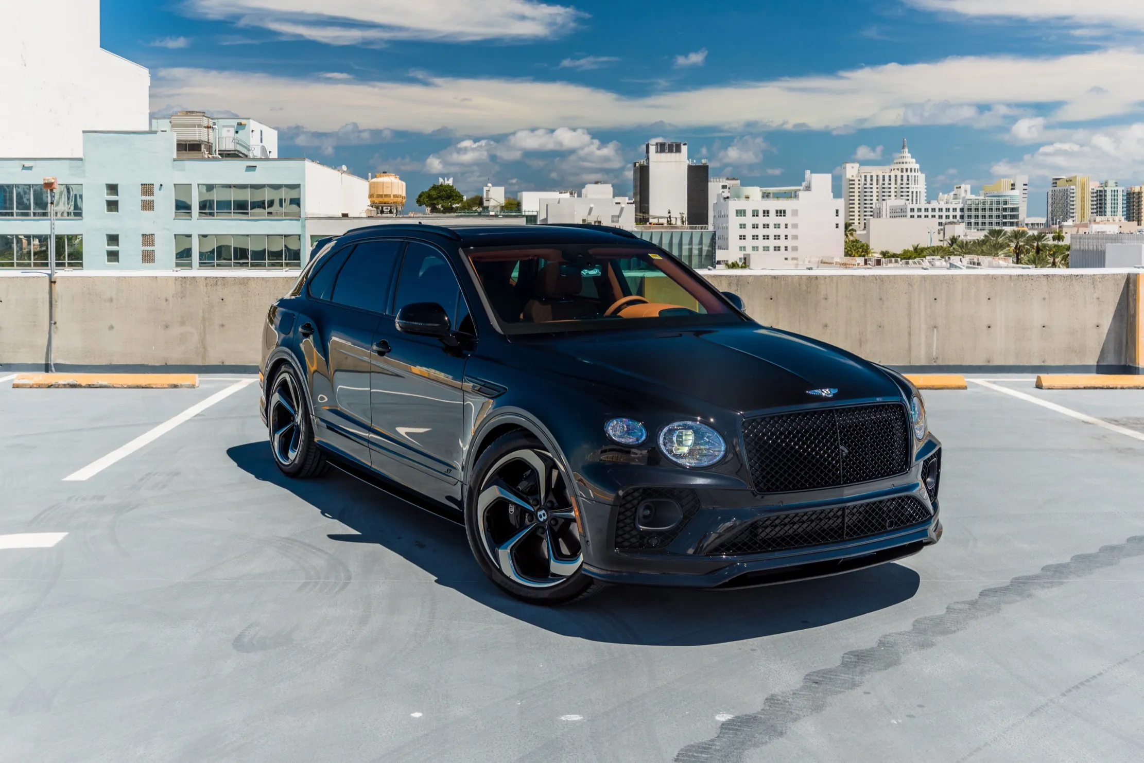 Bentley Bentayga – White
